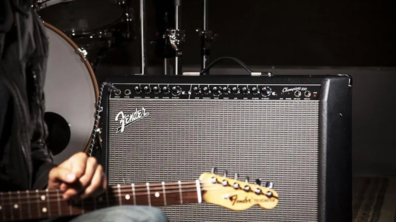 Fender Champion 100 pianosaz